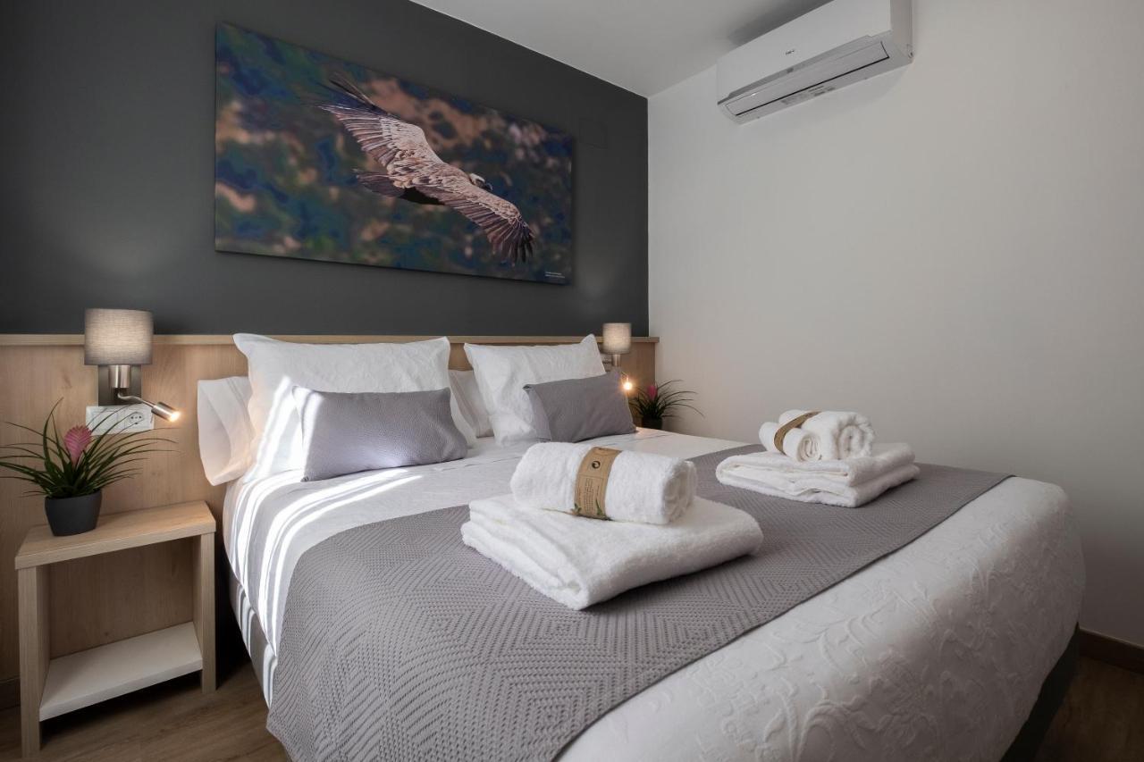 Luxor Torre Del Clavero Apartments Salamanca Luaran gambar