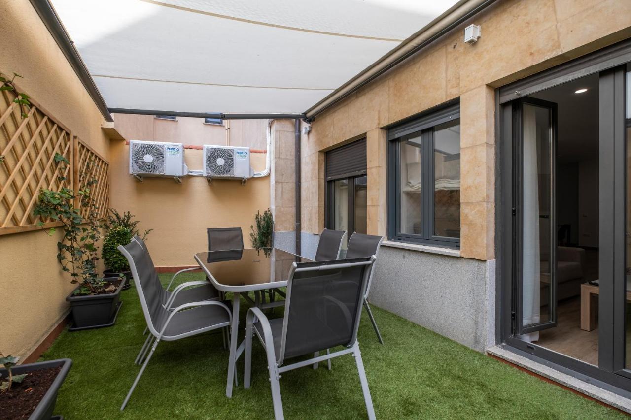 Luxor Torre Del Clavero Apartments Salamanca Luaran gambar