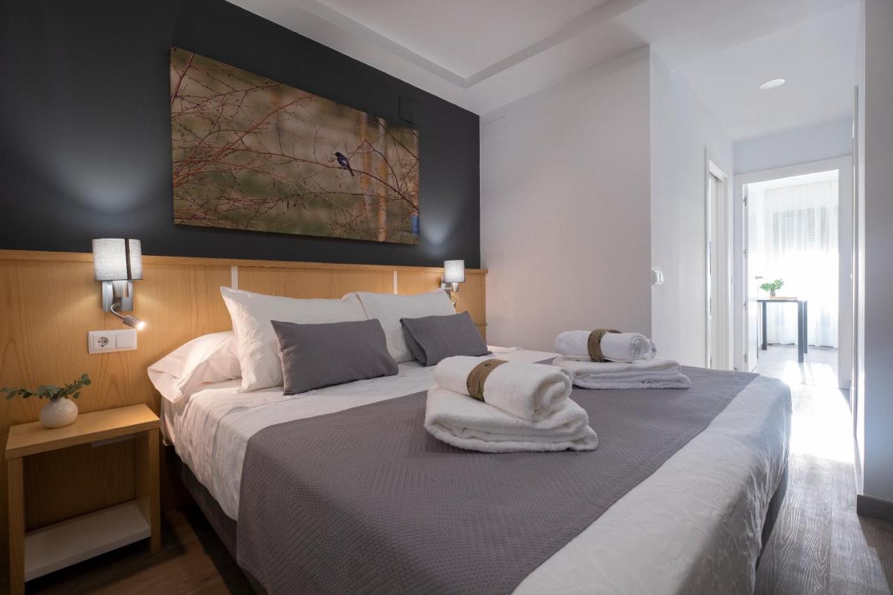 Luxor Torre Del Clavero Apartments Salamanca Luaran gambar