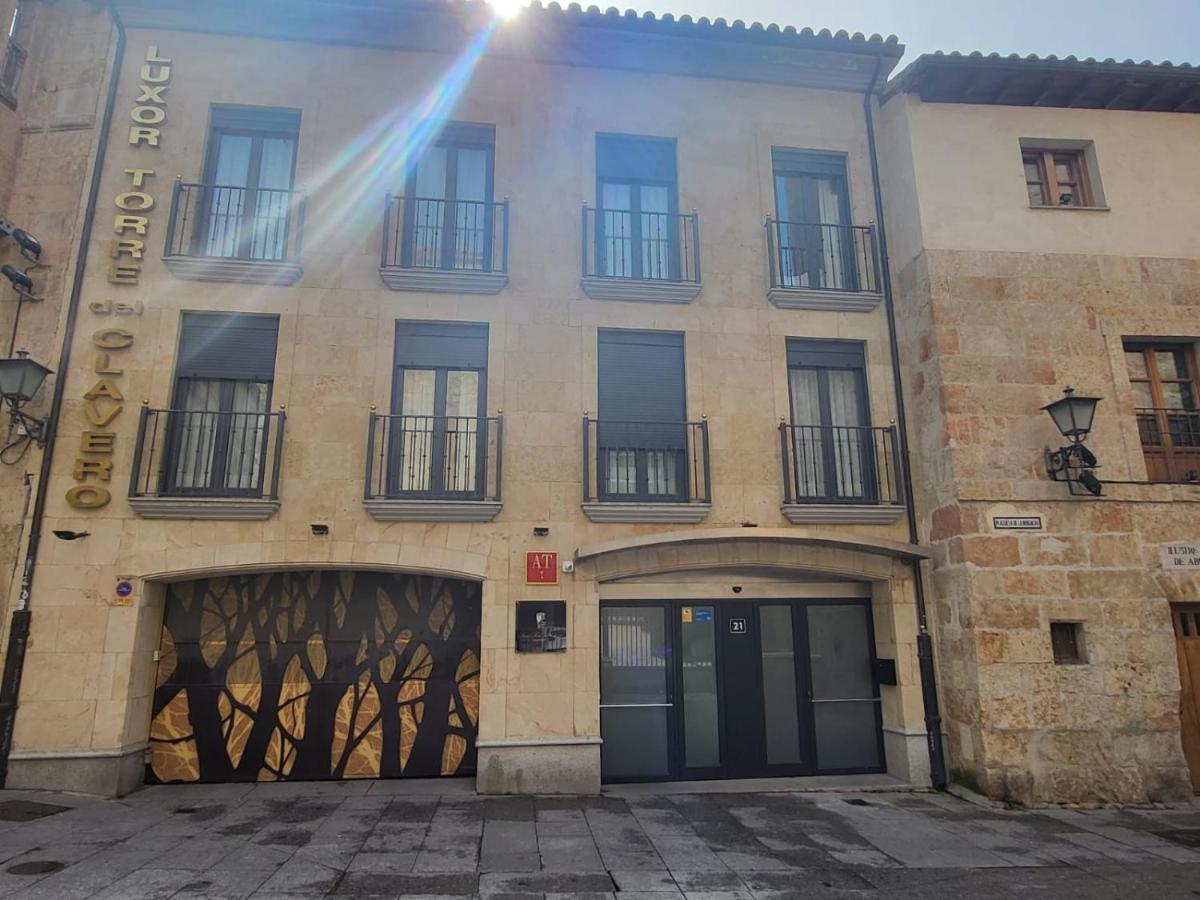 Luxor Torre Del Clavero Apartments Salamanca Luaran gambar