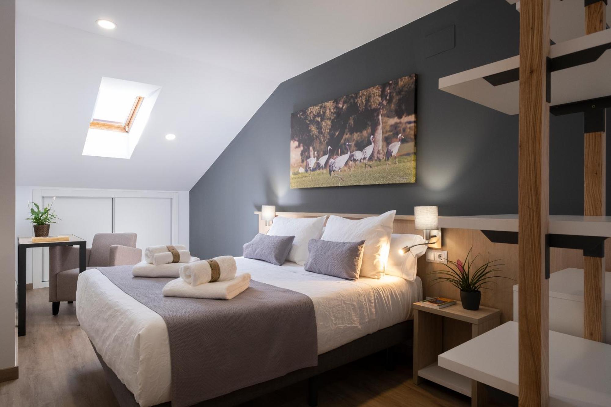 Luxor Torre Del Clavero Apartments Salamanca Luaran gambar